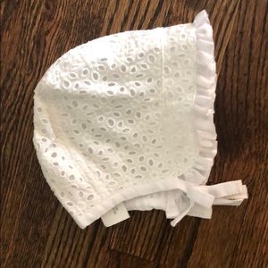 White bonnet from target